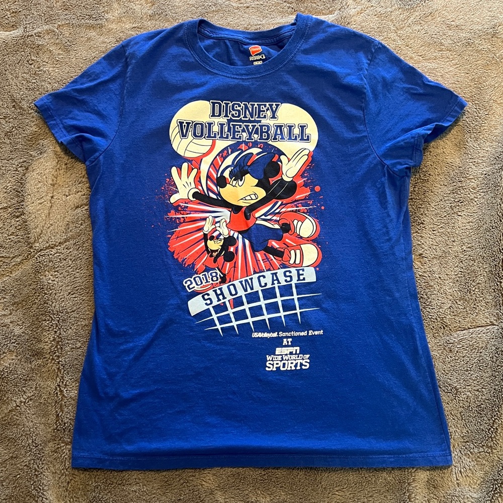 Disney World Volleyball Showcase 2018 Tshirt M